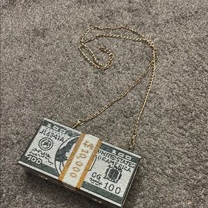 Money Clutch with Gold Chain